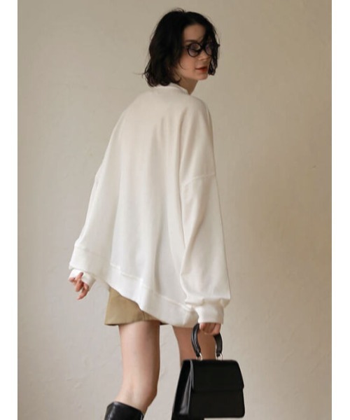 ACYM（アシーム）の「Onemile over size トップス（スウェット・レディース・ブラック/ホワイト・FREE）」の5枚目の写真