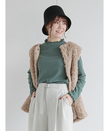 細ボーダーハイネックカットソー