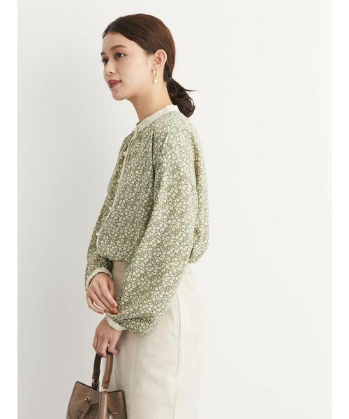 ELENCARE DUE（エレンカーレデュエ）の「・ELENCARE DUE フラワー×ピンタックブラウス（シャツ/ブラウス・レディース・ブラウン/ライトカーキ/オフホワイト/ブラック・FREE）」の14枚目の写真