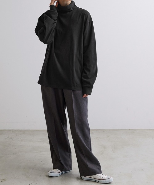 Anchor Smith（アンカー スミス）の「マイクロ起毛スムース タートルネック ルーズL/Sカットソー（Tシャツ/カットソー・メンズ・ブラック/ホワイト/ライトグレー/セージグリーン/ダークブラウン/グレイッシュブルー/ライトブルー/ボルドー・M/L）」の17枚目の写真