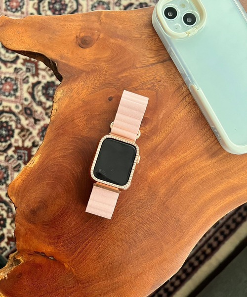 Me%(ミィパーセント)の「フェイクレザーマグネットAPPLEWATCHバンド(デジタル腕時計・レディース・ブラック/アイボリー/ブラウン/ピンク・MEDIUM/LARGE)」の9枚目の写真