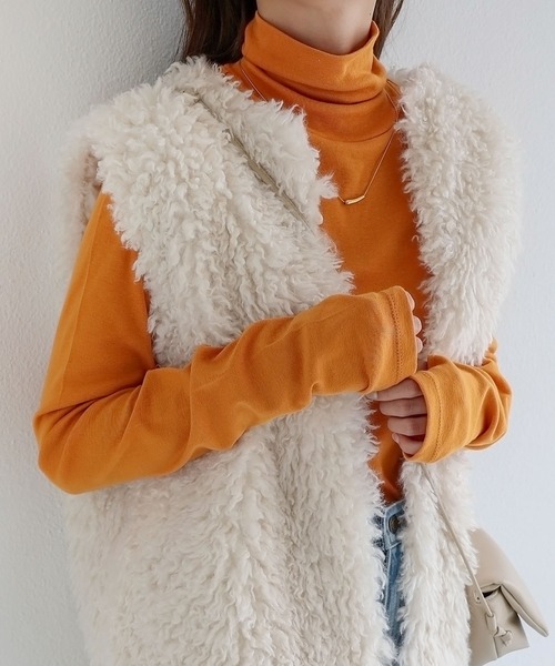 andme(アンドミー)の「吸湿発熱/抗菌防臭ジンジャーフライス指穴タートルネック長袖トップス(Tシャツ/カットソー・レディース・チャコールグレー/ブラック/オフホワイト/ピンク/オレンジ/ベージュ系その他/ライトパープル/ライム/アイボリー/ブルー・M)」の10枚目の写真