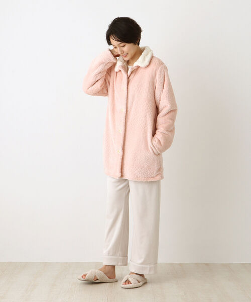 Afternoon Tea（アフタヌーンティー）の「クロシェ柄オパールガウン（ガウン/バスローブ・レディース・ライトグレー/ピンク・ONE SIZE）」の5枚目の写真