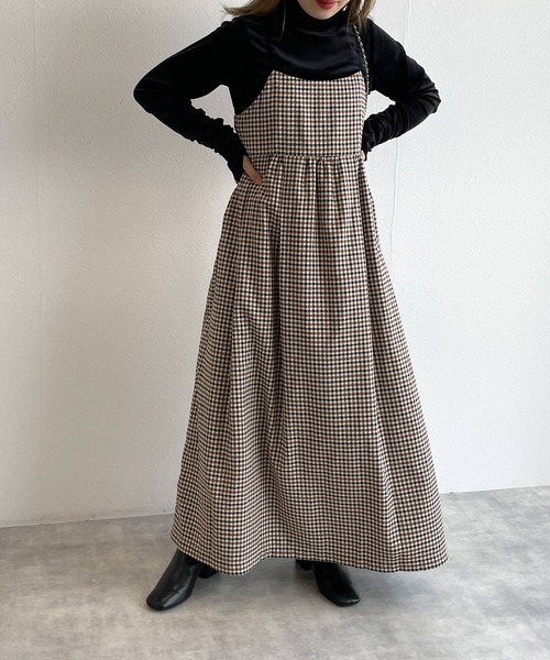 w closet（ダブルクローゼット）の「バックオープンチェックキャミ