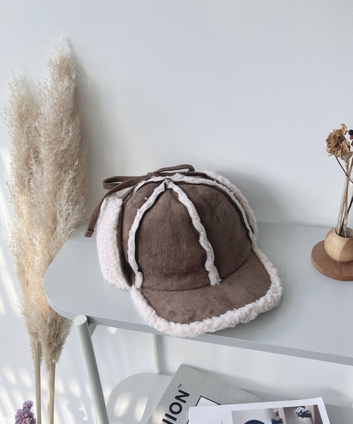 AS KNOW AS plus(アズノゥアズプラス)の「♪フェイクムートン ボア フライトキャップ(キャップ・レディース・ブラック/ベージュ/ブラウン/グレー/キャメル・FREE)」の3枚目の写真