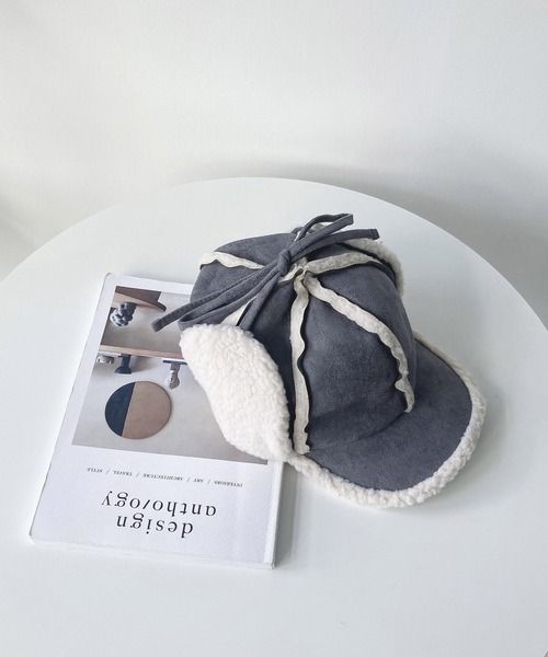 AS KNOW AS plus(アズノゥアズプラス)の「♪フェイクムートン ボア フライトキャップ(キャップ・レディース・ブラック/ベージュ/ブラウン/グレー/キャメル・FREE)」の2枚目の写真