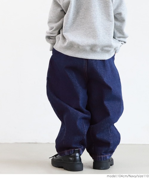 coca（coca）（コカ）の「キッズ デニムタックワイドパンツ（デニムパンツ・キッズ・ネイビー/ブルー・100/110/120/130/140）」の18枚目の写真