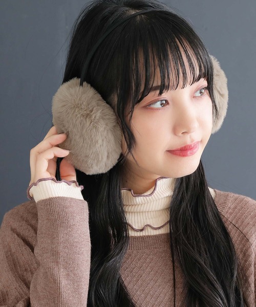 osharewalker（オシャレウォーカー）の「『シンプルフェイクファーイヤーマフ』（イヤーマフ・レディース・ブラウン系その他2/ブラック/グレイッシュベージュ・FREE）」の8枚目の写真