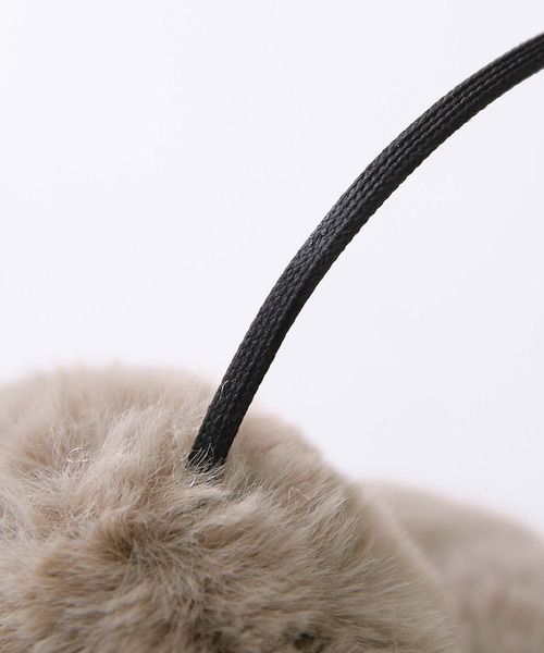 osharewalker（オシャレウォーカー）の「『シンプルフェイクファーイヤーマフ』（イヤーマフ・レディース・ブラウン系その他2/ブラック/グレイッシュベージュ・FREE）」の10枚目の写真