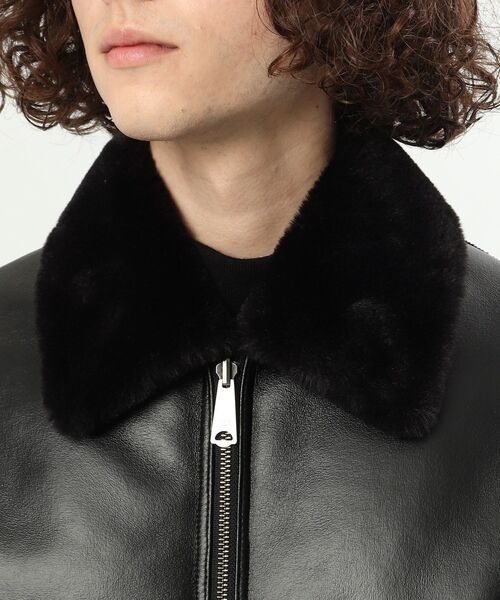 tk.TAKEO KIKUCHI（ティーケータケオキクチ）の「◆シンセティックレザー×フェイクファー リバーシブルブルゾン（ブルゾン・メンズ・ブラック・88）」の7枚目の写真
