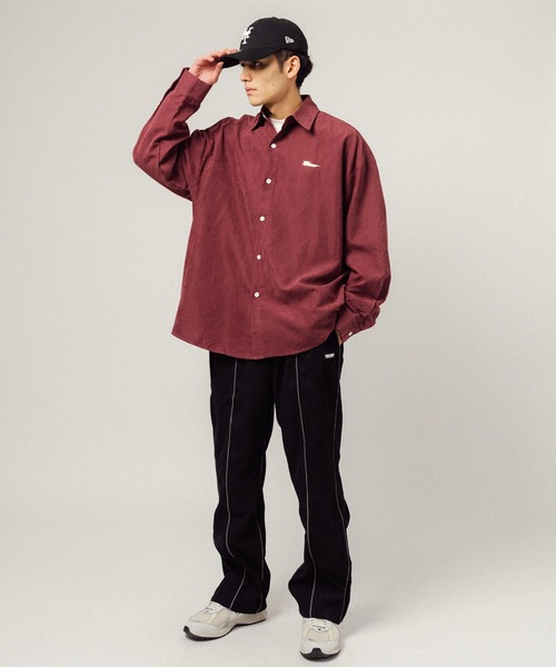 Ressaca(レサーカ)の「オーバーサイズ ワンポイントロゴ レギュラーカラー長袖シャツ(シャツ/ブラウス・メンズ・バーガンディー/キャメル/グリーン/ホワイト/ブラック・M/L/XL)」の11枚目の写真
