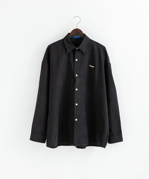 Ressaca(レサーカ)の「オーバーサイズ ワンポイントロゴ レギュラーカラー長袖シャツ(シャツ/ブラウス・メンズ・バーガンディー/キャメル/グリーン/ホワイト/ブラック・M/L/XL)」の19枚目の写真