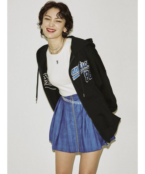 jouetie（ジュエティ）の「フルジップルーズロゴフーディ（パーカー・レディース・ブルー/レッド/ブラック・MEDIUM）」の10枚目の写真