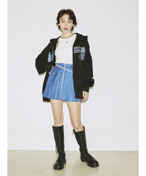 jouetie（ジュエティ）の「フルジップルーズロゴフーディ（パーカー・レディース・ブルー/レッド/ブラック・MEDIUM）」の16枚目の写真