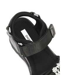 SNIDEL ブラック ビジュー付きサンダル SNIDEL（スナイデル）の「ビジュースニーカーソールサンダル