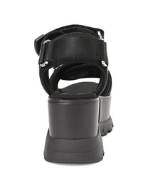 SNIDEL ブラック ビジュー付きサンダル 楽天市場】【SALE／40%OFF】ビジュースニーカーソールサンダル