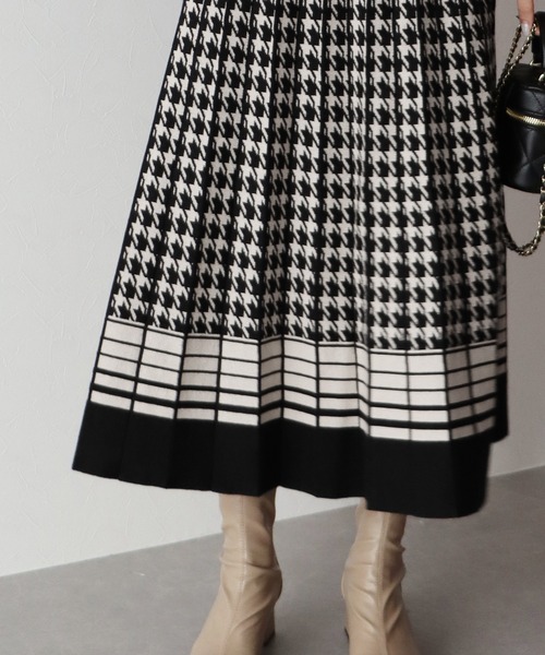 BLUEEAST（ブルーイースト）の「チドリニットスカート（スカート・レディース・グレー/ブラック/ボルドー/ベージュ・MEDIUM）」の11枚目の写真