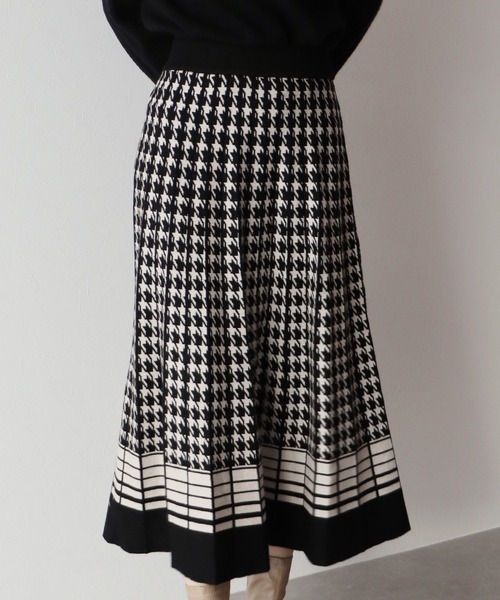 BLUEEAST（ブルーイースト）の「チドリニットスカート（スカート・レディース・グレー/ブラック/ボルドー/ベージュ・MEDIUM）」の10枚目の写真