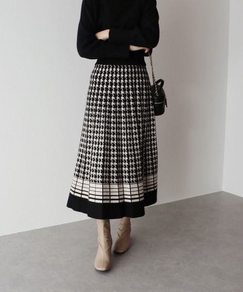 BLUEEAST（ブルーイースト）の「チドリニットスカート（スカート・レディース・グレー/ブラック/ボルドー/ベージュ・MEDIUM）」の6枚目の写真