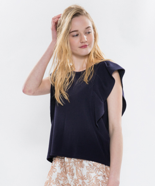 mystic（ミスティック）の「タックフレア袖プルオーバー（Tシャツ/カットソー・レディース・ブラック/ネイビー/キャメル/オフホワイト・ﾌﾘ-）」の4枚目の写真