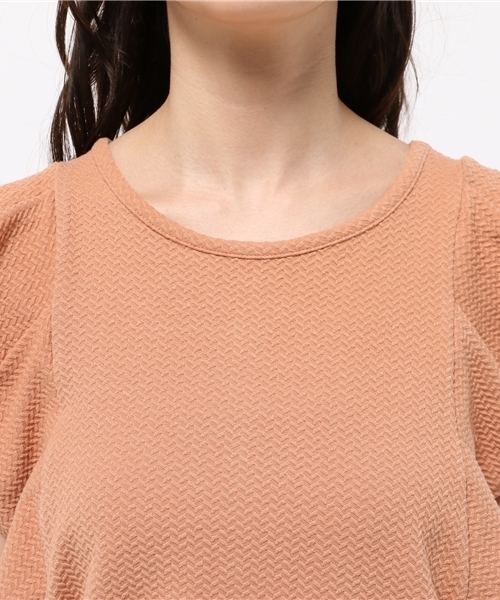 mystic（ミスティック）の「タックフレア袖プルオーバー（Tシャツ/カットソー・レディース・ブラック/ネイビー/キャメル/オフホワイト・ﾌﾘ-）」の8枚目の写真