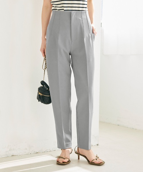 coca（coca）（コカ）の「ハイウエスト美脚ストレッチテーパードパンツ（スラックス・レディース・アイボリー/ブラック/ベージュ/ライトグリーン/ライトベージュ/ダークベージュ/ダークグリーン/イエロー/グレー/ピンク/ブラウン/グレイッシュベージュ/ライトピンク・S/M/L）」の3枚目の写真