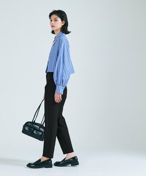 coca（coca）（コカ）の「ハイウエスト美脚ストレッチテーパードパンツ（スラックス・レディース・アイボリー/ブラック/ベージュ/ライトグリーン/ライトベージュ/ダークベージュ/ダークグリーン/イエロー/グレー/ピンク/ブラウン/グレイッシュベージュ/ライトピンク・S/M/L）」の16枚目の写真