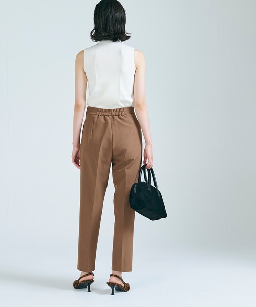 coca（coca）（コカ）の「ハイウエスト美脚ストレッチテーパードパンツ（スラックス・レディース・アイボリー/ブラック/ベージュ/ライトグリーン/ライトベージュ/ダークベージュ/ダークグリーン/イエロー/グレー/ピンク/ブラウン/グレイッシュベージュ/ライトピンク・S/M/L）」の20枚目の写真