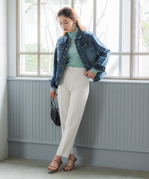 ハイウエストタックテーパードパンツ