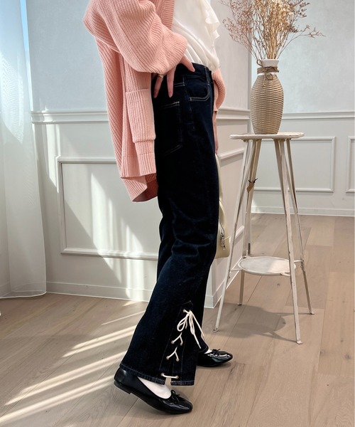 apres jour（アプレジュール）の「サイドレースアップデニムパンツ【ZOZOTOWN限定アイテム】（デニムパンツ・レディース・ライトブルー/ブラック/ダークインディゴブルー・LARGE/MEDIUM/SMALL）」の6枚目の写真