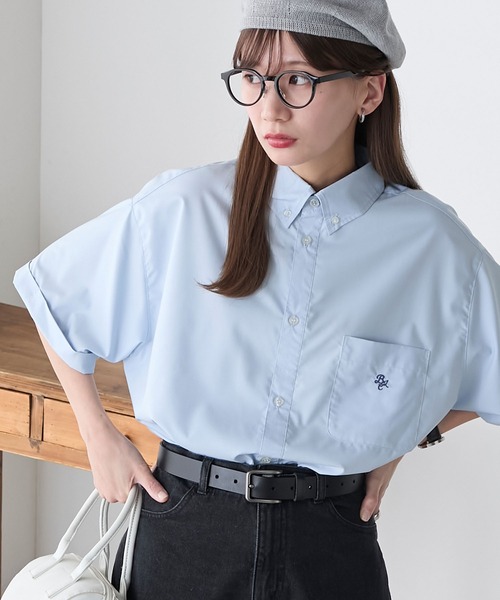 BONLECILL(ボンルシール)の「ビッグシルエット アソートワンポイント刺繍ボタンダウン半袖シャツ(シャツ/ブラウス・レディース・ライトピンク/オフホワイト/ライトイエロー/ネイビー系/ブラック系/サックスブルー/グレー系/ブルー・FREE)」の6枚目の写真