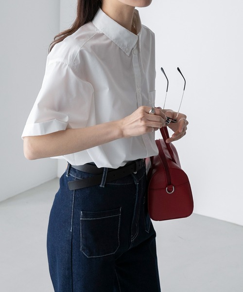 BONLECILL(ボンルシール)の「ビッグシルエット アソートワンポイント刺繍ボタンダウン半袖シャツ(シャツ/ブラウス・レディース・ライトピンク/オフホワイト/ライトイエロー/ネイビー系/ブラック系/サックスブルー/グレー系/ブルー・FREE)」の12枚目の写真