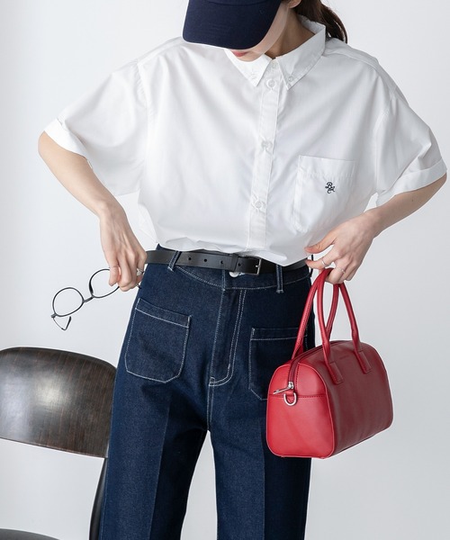 BONLECILL(ボンルシール)の「ビッグシルエット アソートワンポイント刺繍ボタンダウン半袖シャツ(シャツ/ブラウス・レディース・ライトピンク/オフホワイト/ライトイエロー/ネイビー系/ブラック系/サックスブルー/グレー系/ブルー・FREE)」の9枚目の写真