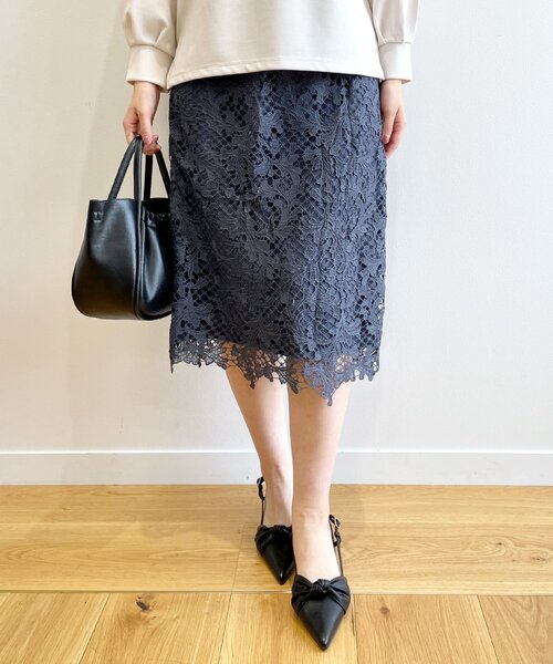 index（インデックス）の「◆≪新色追加≫リーフレースタイトスカート【洗濯機洗い可】（スカート・レディース・ナチュラル/チャコールグレー/ライトブルー/パープル系・40/38/42/36）」の17枚目の写真