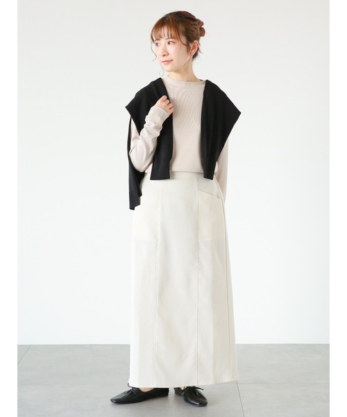 Samansa Mos2 blue（サマンサモスモスブルー）の「モックネックリブプルオーバー（Tシャツ/カットソー・レディース・オフホワイト/ブラック/ライトベージュ・MEDIUM/LARGE）」の18枚目の写真