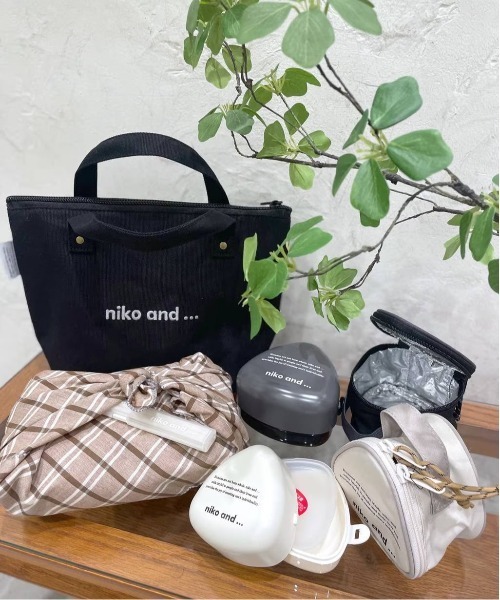niko and ニコアンド　be with M　Misayo保冷3WAYトート ニコアンド ［be with M］Misayo保冷3WAYトート - メルカリ