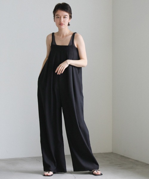 select MOCA（セレクトモカ）の「フロントタックルーズサロペット（サロペット/オーバーオール・レディース・スミクロ/グレイッシュベージュ/ブラック・FREE）」の17枚目の写真