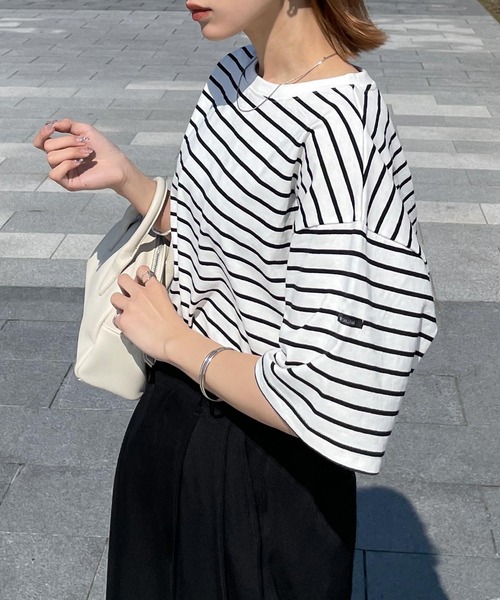 Chillfar（チルファー）の「ネームタグアソートパネルボーダーTシャツ（Tシャツ/カットソー・レディース・ホワイト×レッド/ホワイト系1/ピンク/ブラック系/ホワイト×ブラック/ホワイト系/ホワイト系4/ホワイト系5/ホワイト系2/ネイビー系1/ホワイト系3/ブラック×ホワイト/ホワイト×ブルー/ネイビー系/クリーム/グリーン系/ホワイト×ネイビー・FREE）」の5枚目の写真