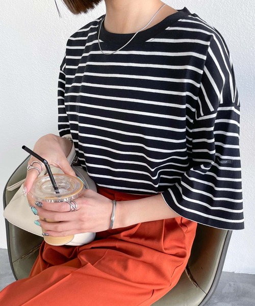 Chillfar（チルファー）の「ネームタグアソートパネルボーダーTシャツ（Tシャツ/カットソー・レディース・ホワイト×レッド/ホワイト系1/ピンク/ブラック系/ホワイト×ブラック/ホワイト系/ホワイト系4/ホワイト系5/ホワイト系2/ネイビー系1/ホワイト系3/ブラック×ホワイト/ホワイト×ブルー/ネイビー系/クリーム/グリーン系/ホワイト×ネイビー・FREE）」の11枚目の写真