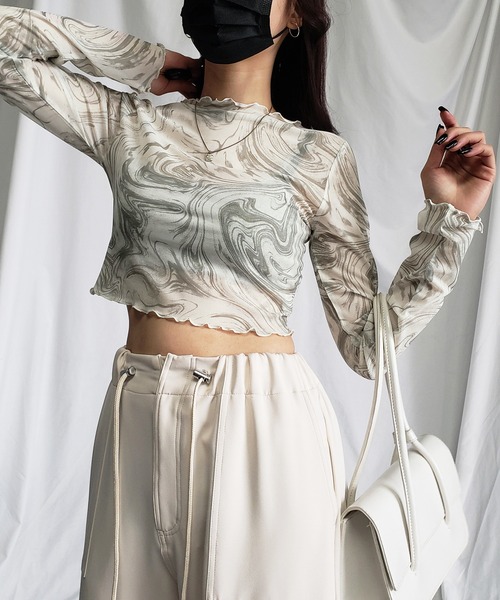 me+em select(ミームセレクト)の「※※【 5color 】総柄マーブルシアーメローショートトップス/ marble sheer mellow short tops(Tシャツ/カットソー・レディース・ミント/グレー/ピンク/ブラック/ブルー・MEDIUM)」の3枚目の写真