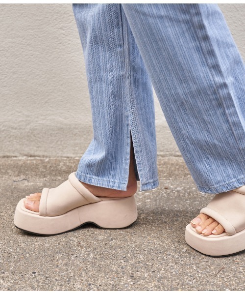 anap mimpi（アナップミンピ）の「ストライプデニムパンツ（デニムパンツ・レディース・ライトブルー・S/M）」の3枚目の写真