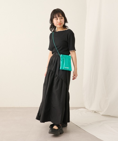 COLONY 2139（コロニートゥーワンスリーナイン）の「メタリックフェイクレザースマホショルダーバッグ（ショルダーバッグ・レディース・グリーン/ブラック/シルバー・FREE）」の11枚目の写真