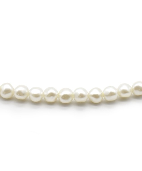 LHME（エルエイチエムイー）の「【WEB限定】”MELLOW”バロックパールネックレス/サージカルステンレス（金属アレルギー対応）【LHME / エルエイチエムイー】（ネックレス・レディース・ホワイト×ゴールド・43cm）」の9枚目の写真