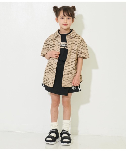 ANAP kids（アナップキッズ）の「モノグラムデニムシャツ【親子・ジュニアお揃い】（シャツ/ブラウス・キッズ・ブルー/ベージュ・130cm/110cm/120cm）」の2枚目の写真