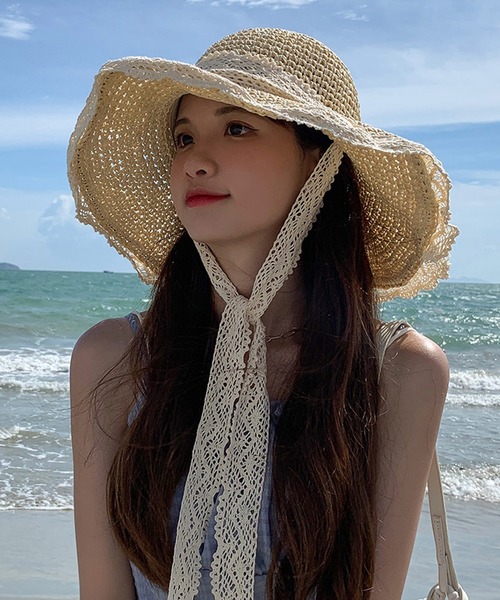 shopnikoniko（ショップニコニコ）の「紐付き 麦わら帽子 リボン つば広（ハット・レディース・ベージュ/アイボリー・フリー）」の8枚目の写真