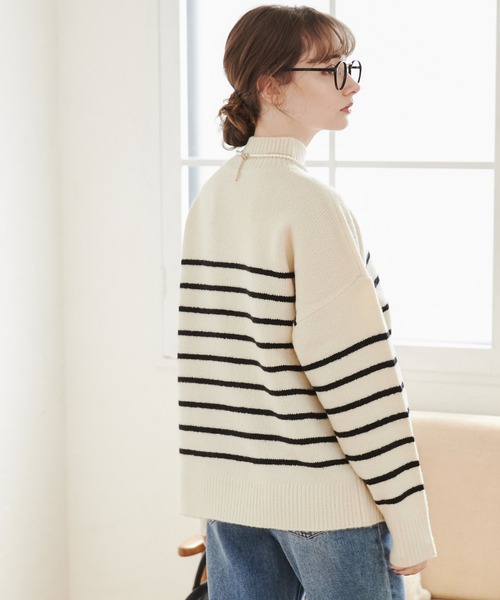 ANGIE（アンジー）の「オーバーサイズ ハイネックニット（ニット/セーター・レディース・ライトベージュ/ブラック/ブルー/ブラック系その他/杢グレー/ライム/ホワイト系その他/オレンジ/ライトグレー/サックスブルー/アイボリー・FREE）」の19枚目の写真