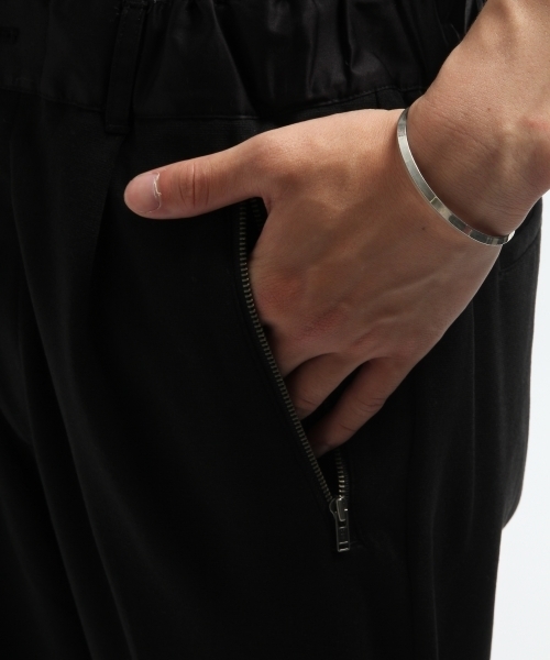 HARE（ハレ）の「ポンチＺＩＰパンツ(HARE)（その他パンツ・メンズ・ブラック/グレー・SMALL/MEDIUM）」の7枚目の写真