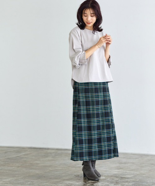 Pierrot(ピエロ)の「【イージーケア】キャンディスリーブTシャツ(Tシャツ/カットソー・レディース・ベージュ/ブラック/オフホワイト/グレー・S/M/L)」の18枚目の写真