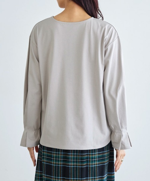 Pierrot(ピエロ)の「【イージーケア】キャンディスリーブTシャツ(Tシャツ/カットソー・レディース・ベージュ/ブラック/オフホワイト/グレー・S/M/L)」の16枚目の写真