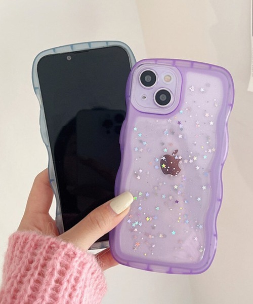 TONE SELECT GOODS（トーンセレクトグッズ）の「【float】キラキラ スパンコール ウェーブデザイン iPhoneケース【iPhoneシリーズ/各種機種対応】（スマホケース/カバー・レディース・ブラック/クリア/パープル/ブルー/ピンク・W/B/A/N/U/C/V/J/H/I/T/O/G/F/Q/P/E/D/iPhone 15 Pro/iPhone 16/iPhone 15/iPhone 16 Pro）」の8枚目の写真